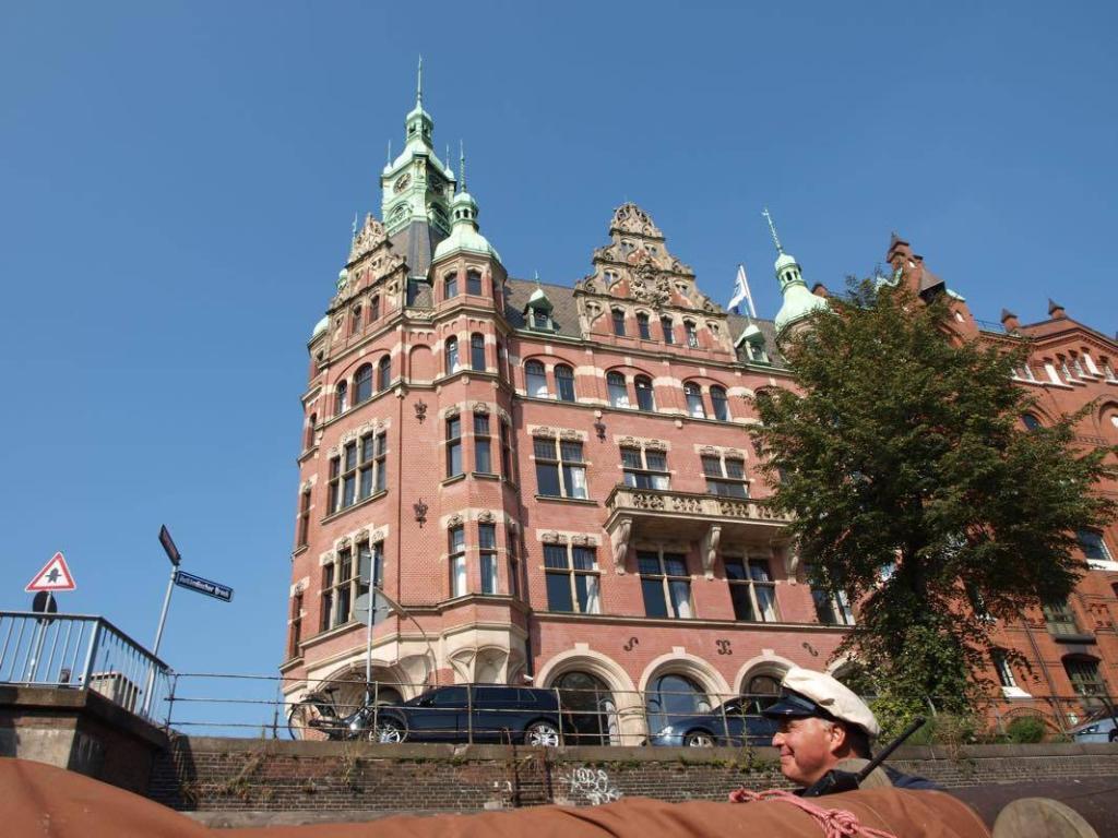 Mr. Hans-Peter Becker, a German shipping man in Hamburg - Project Cargo ...