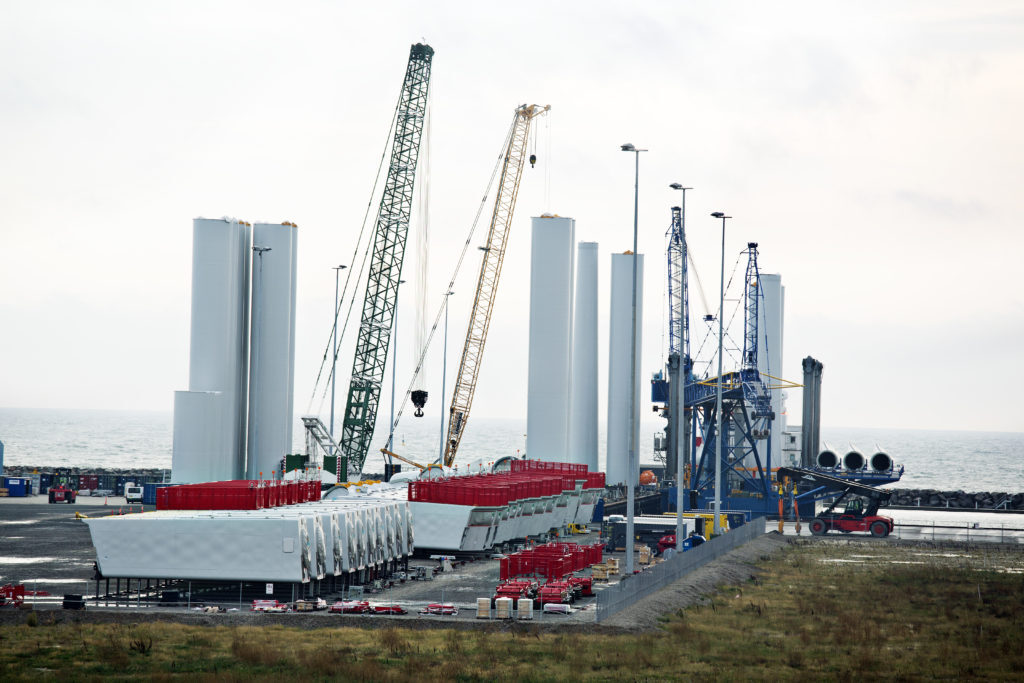Port of Grenaa, Siemens turbines