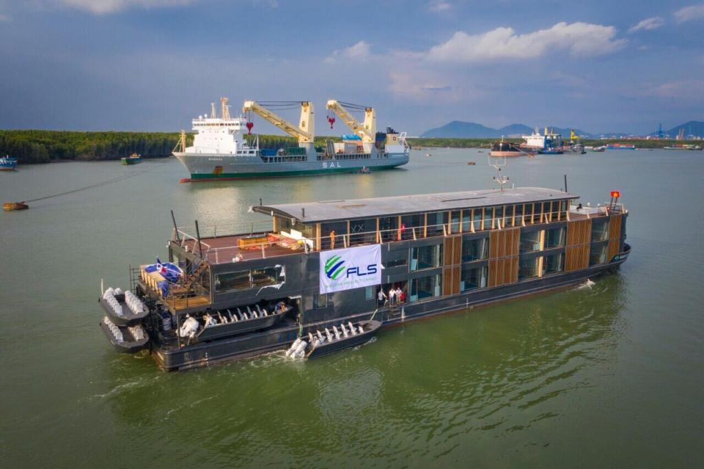 Loading of a 63m 800MT luxury river cruise boat