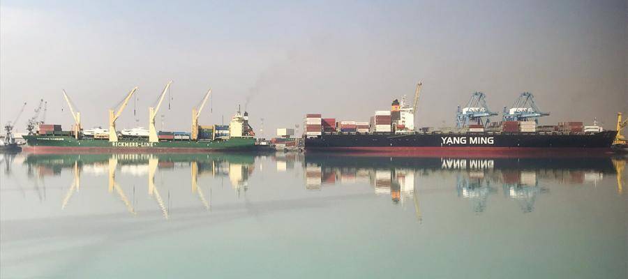 Yang-Ming-and-Rickmers-900x400