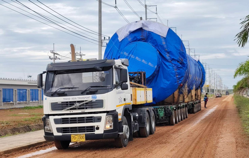 Royal Cargo img01